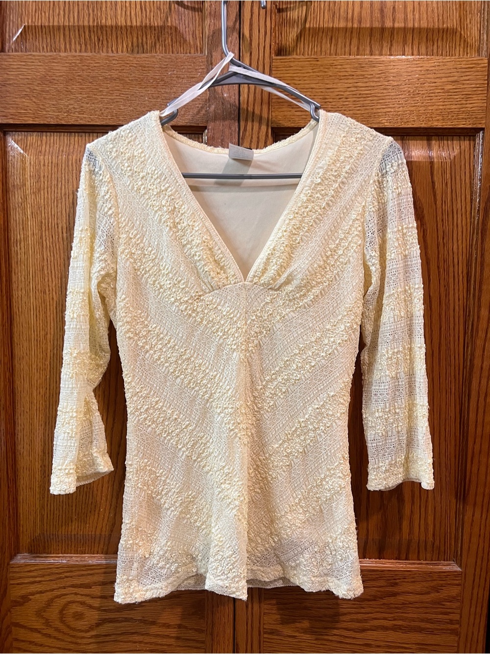 Wrapper Women’s L Y2K V-Neck Textured Cream/Yellow Lined Top